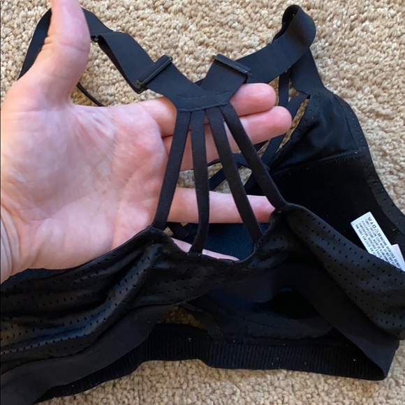 Vs Sports bra - Picture 2 of 3